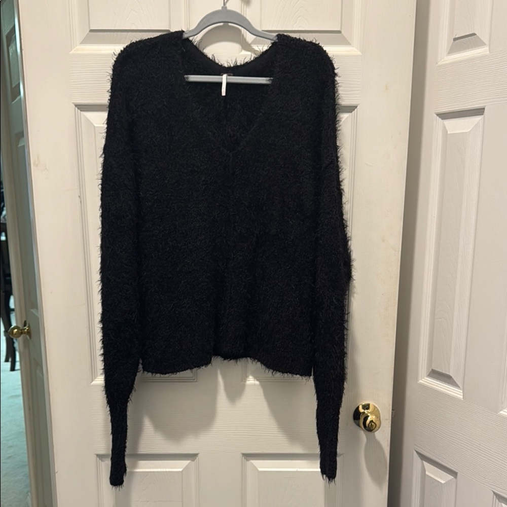 Free People Black‎ V-Neck Sweater Soft Knit Relaxed Fit